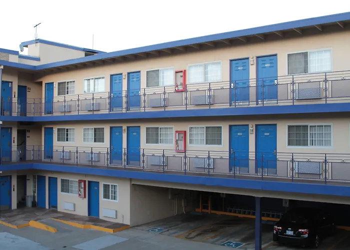 Surf Motel